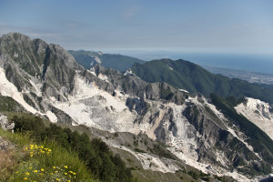 Le Alpi Apuane che poco hanno da individiare alle omonime del Nord Italia